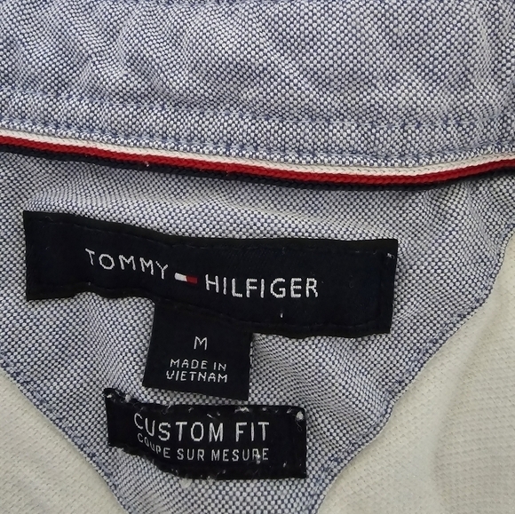 Tommy Hilfiger Mens Short Sleeve Tee Shirt in size medium White button Front - Picture 6 of 6